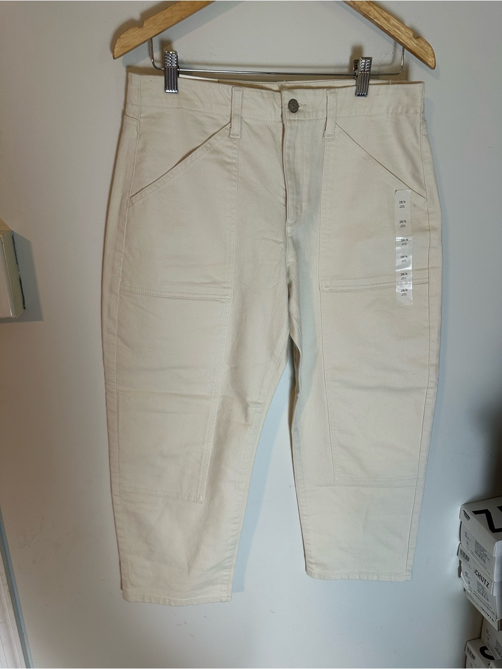 NWT Banana Republic Barrel Utility Jean Ecru 28 - Picture 2 of 7